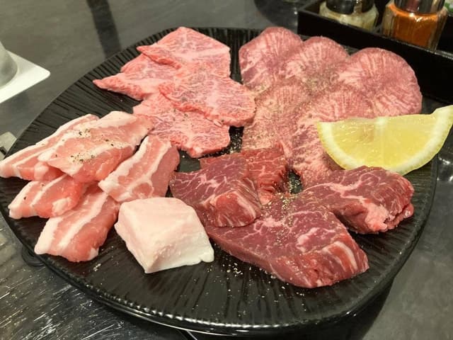 焼肉酒場MaDa 小松店 - サブ画像3