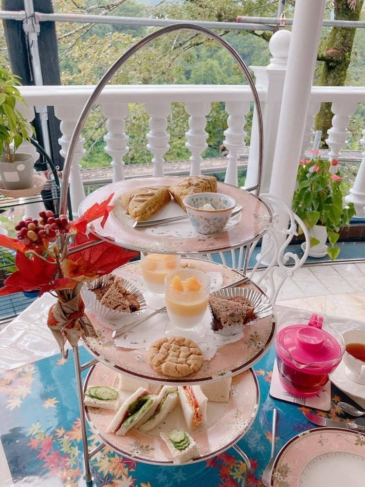 ローズタウンティーガーデン