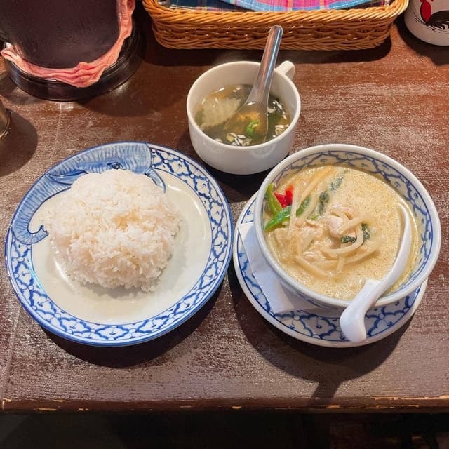 タイ食堂 The Spicy Cafe - サブ画像1