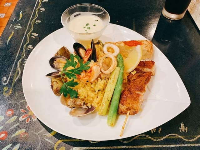 サラ アンダルーサ - サブ画像1