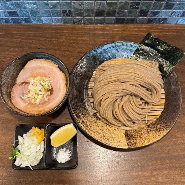 麺屋みつば+クローバー本店 - サブ画像1