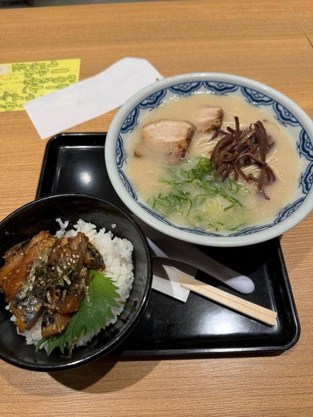博多らーめん 由丸 丸の内店 - サブ画像3