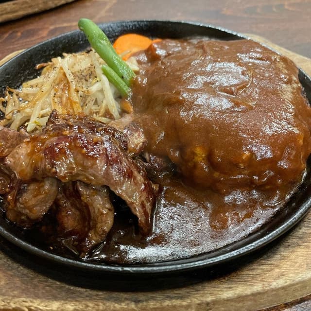 かうぼーい ハンバーグ専門店 - サブ画像1