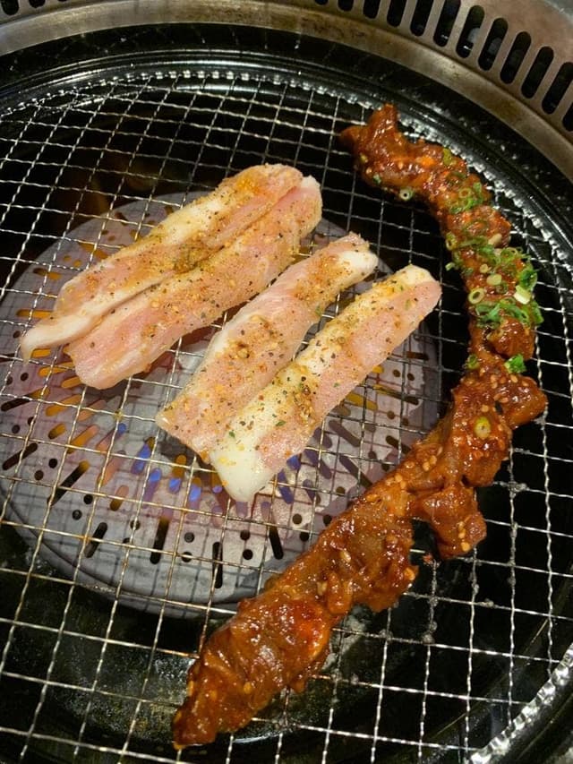 焼肉きんぐ 中目黒店 - サブ画像1