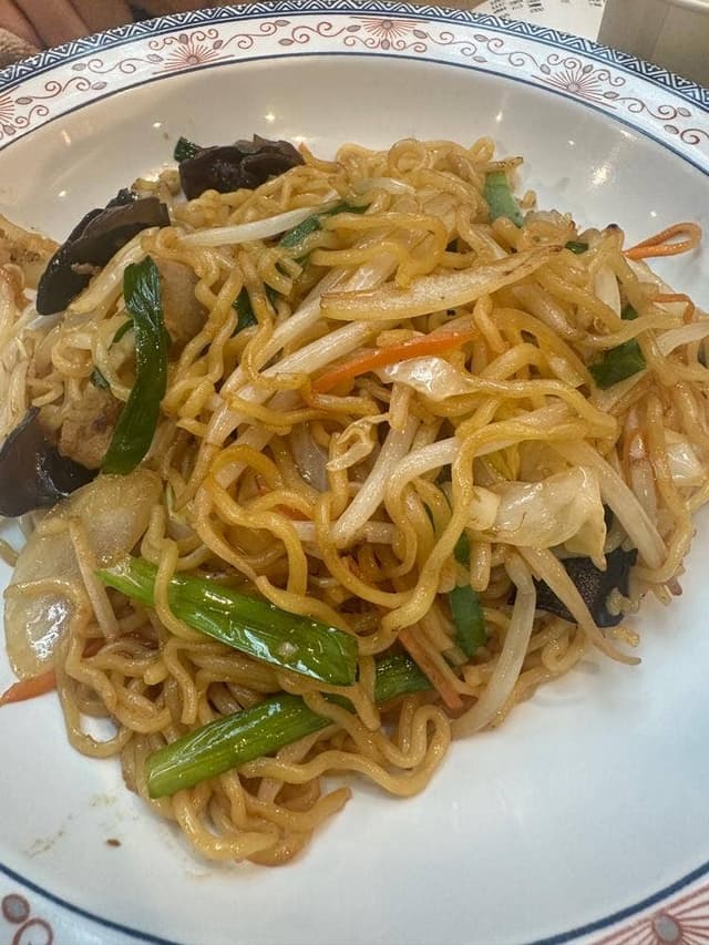 餃子坊香港亭 イオンモール多摩平の森店 - サブ画像1