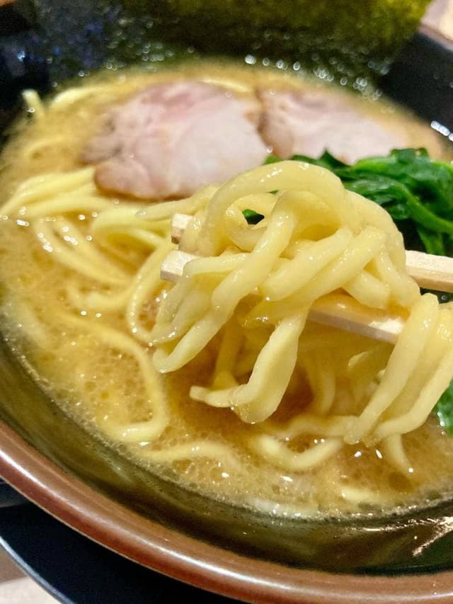 横浜ラーメン 新横家 - サブ画像1