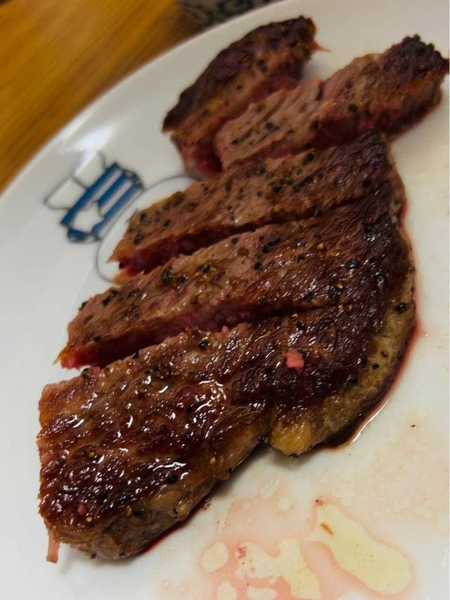 もりおか精肉店 - サブ画像1