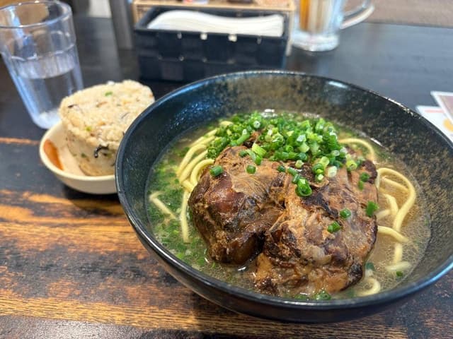 八重山そば 平良商店 - サブ画像1