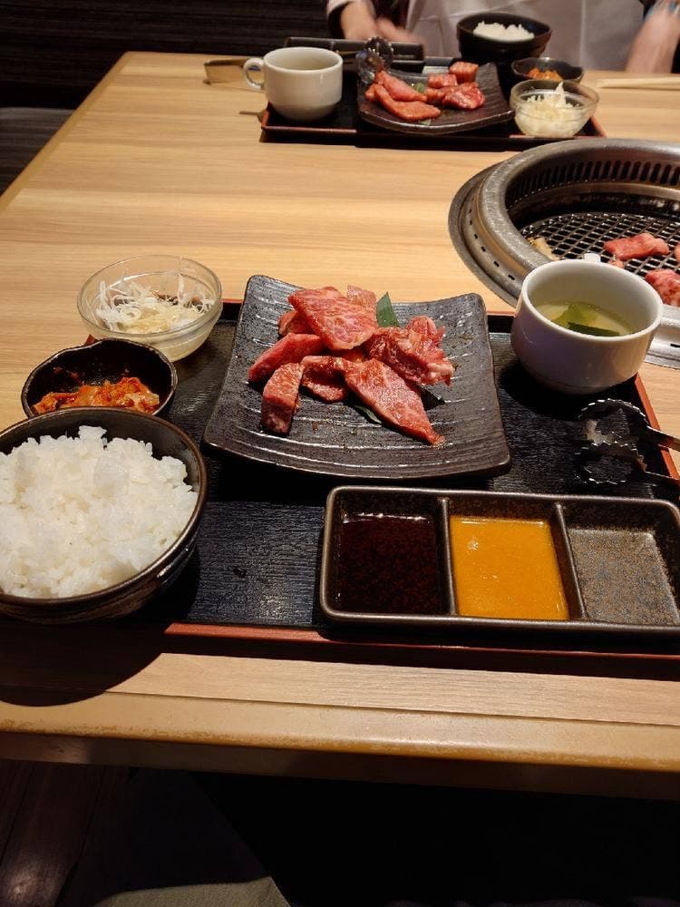 焼肉・すき焼き 純 エビスタ西宮店