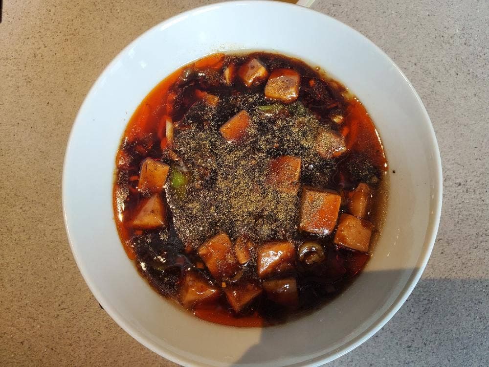 麻婆麺専門店 麺と痺れ うめきた店