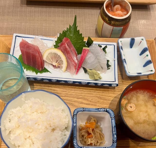 どんぶり居酒屋 喜水丸 KITTE博多店 - サブ画像1