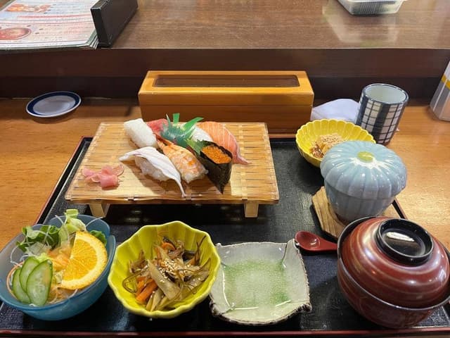 一力寿司 - サブ画像1