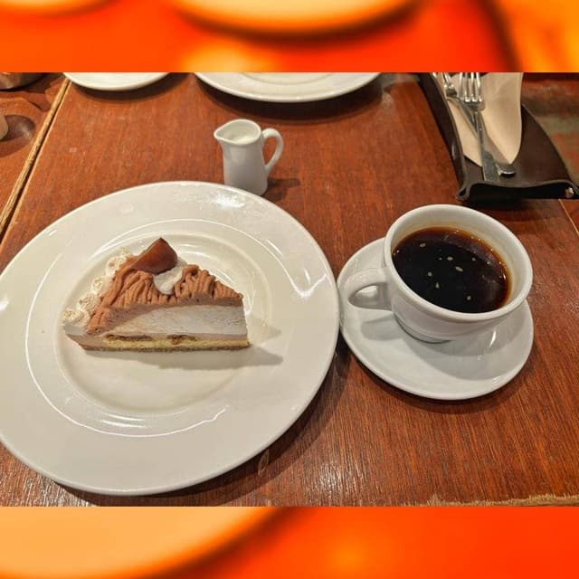 カフェ＆ブックス ビブリオテーク 大阪・梅田 - サブ画像3