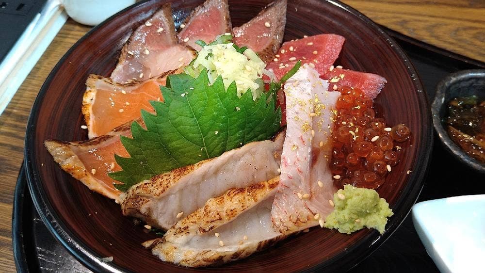 うしおや ひがし茶屋街店