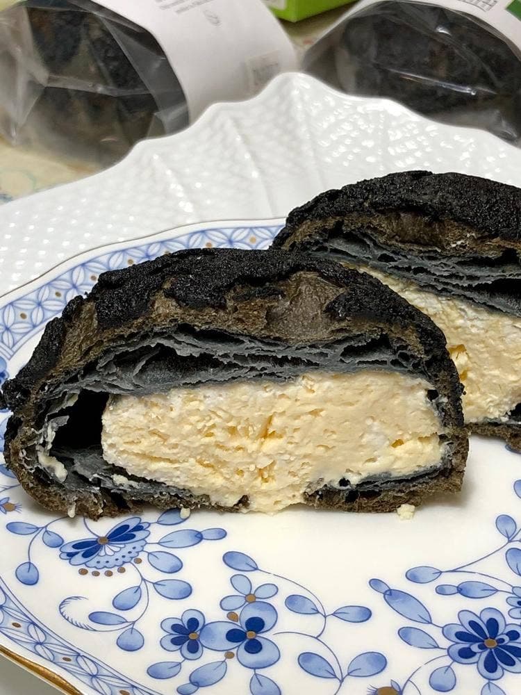 崖の近くの停留所福日和