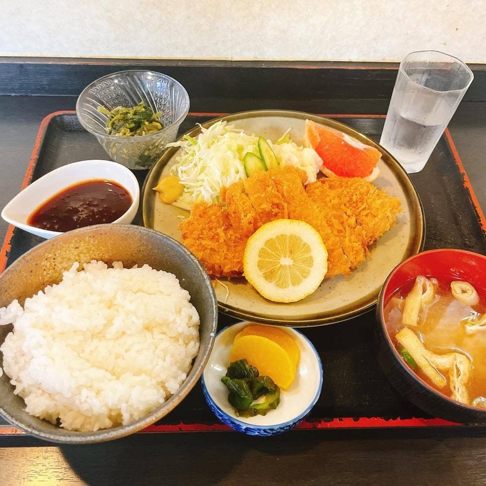 いせ善食堂