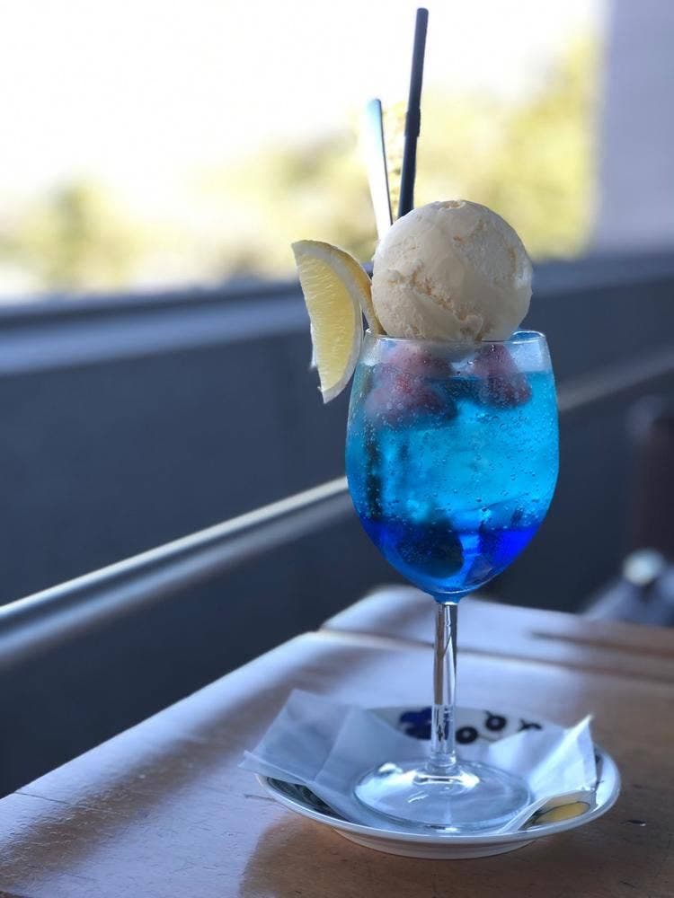 カフェ モーツァルト テオ