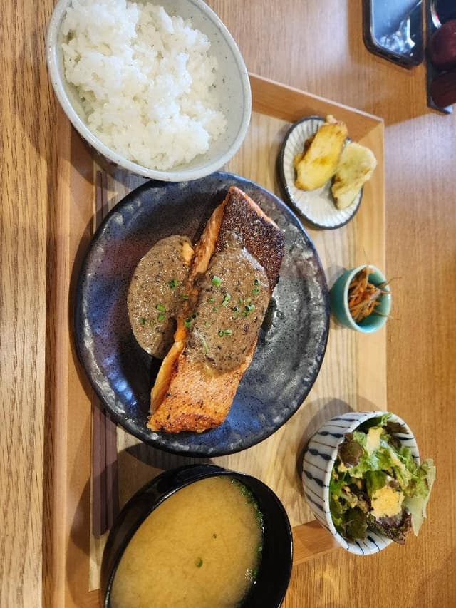 WITH KAMAKURA - サブ画像1