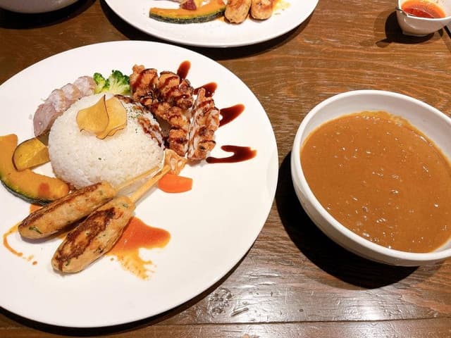 にく家のカレー - サブ画像1