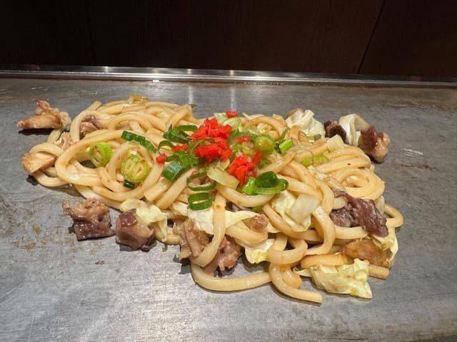 鶴橋 お好み焼・鉄板焼 オモニ 丸の内店 - サブ画像1