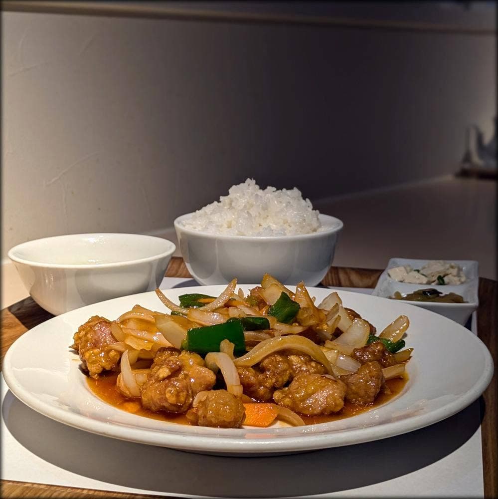 紅燈籠 ルトロワ店