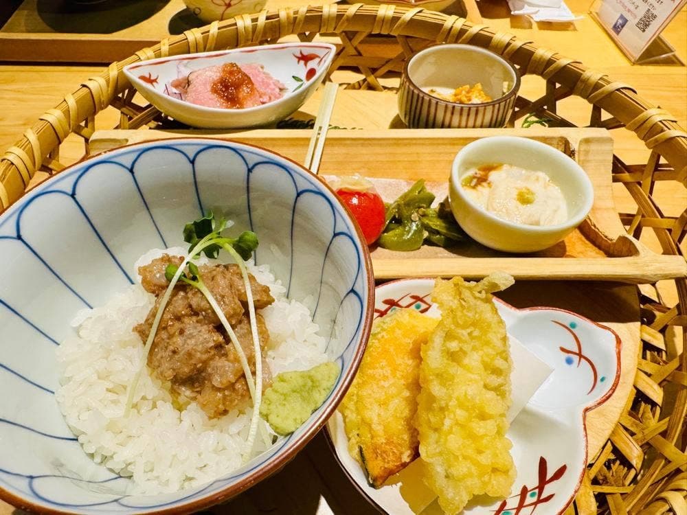 おばんざい・炙り焼き・酒 菜な 渋谷マークシティ店