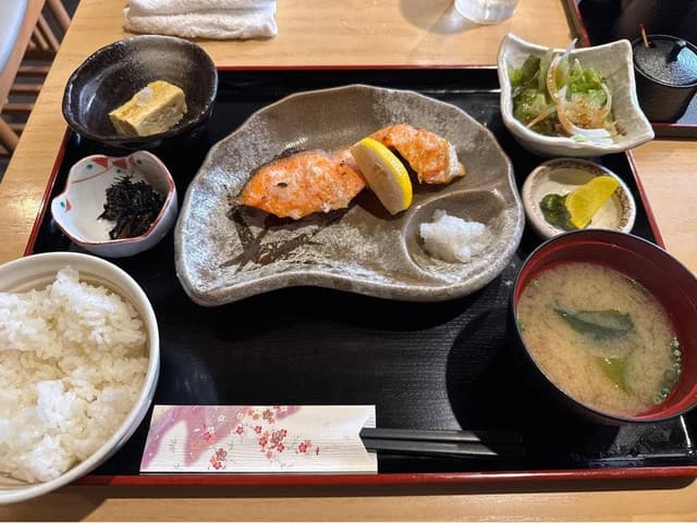 話食 よし 五反田 - サブ画像1