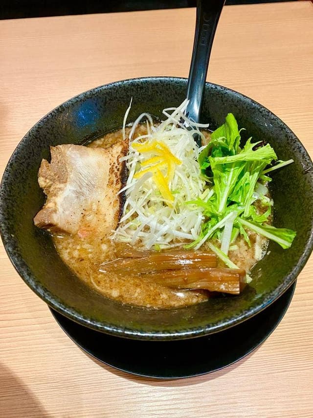 ラーメン 戸みら伊 横浜伊勢佐木町店 - サブ画像3