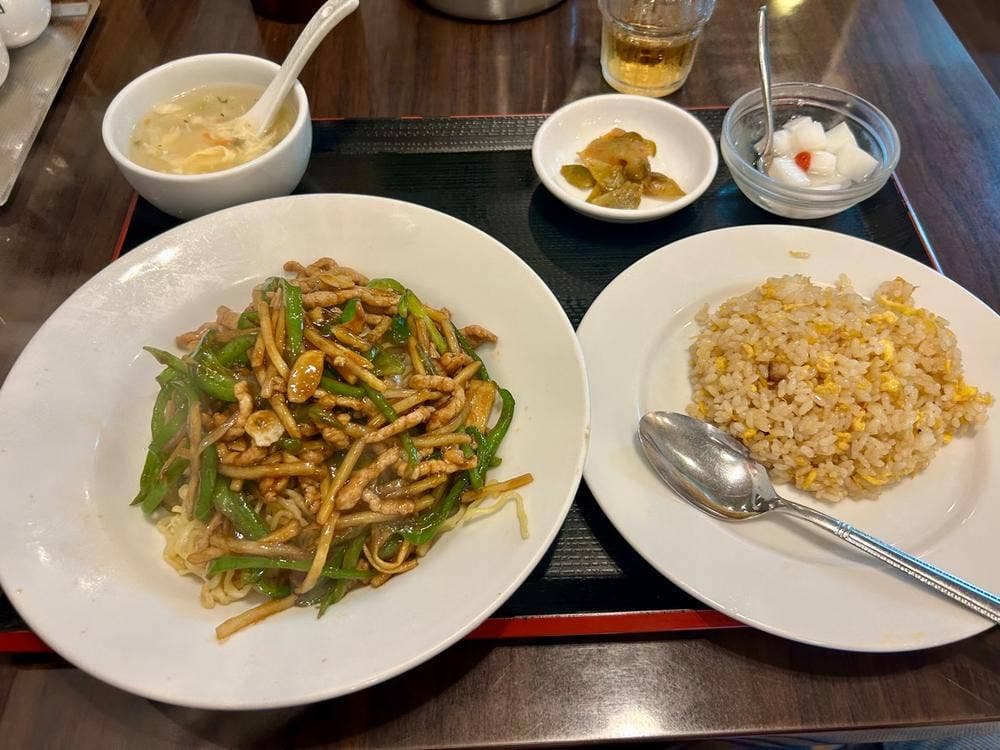 張記東北餃子房 新宿御苑前店