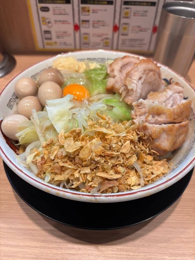 ラーメン豚山 北千住東口店