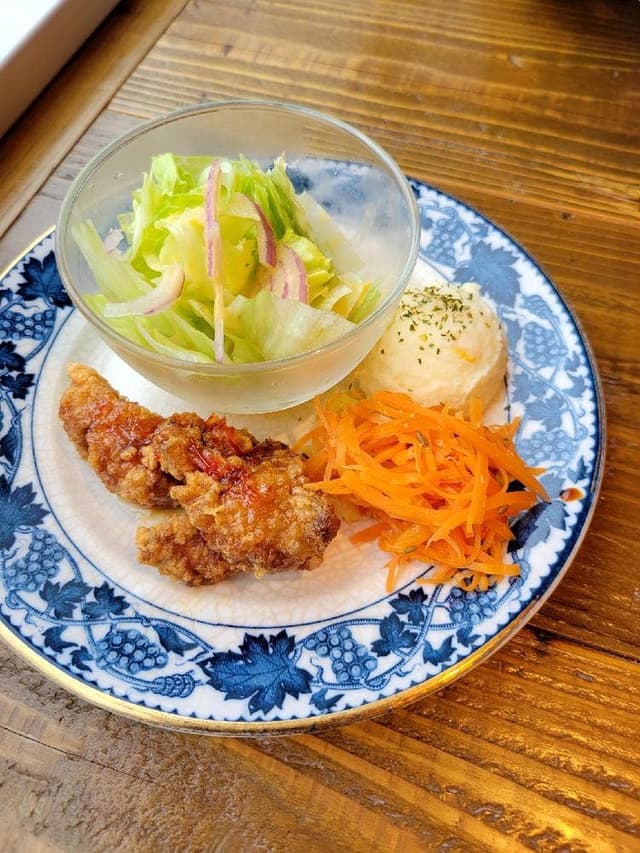 アジアンビストロ252 - サブ画像1