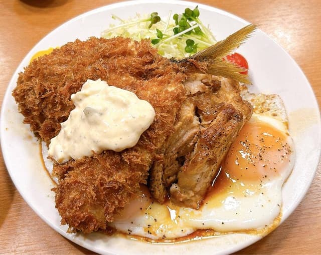 とんかつ 八千代 - サブ画像1