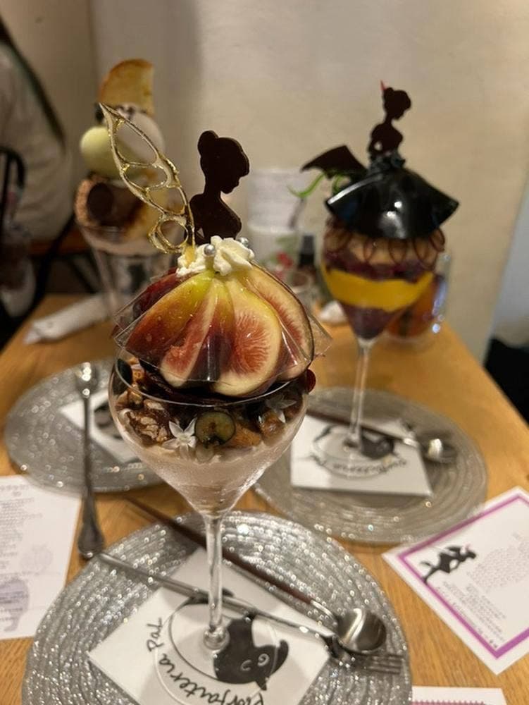 夜パフェ専門店 パフェテリア パル 心斎橋店