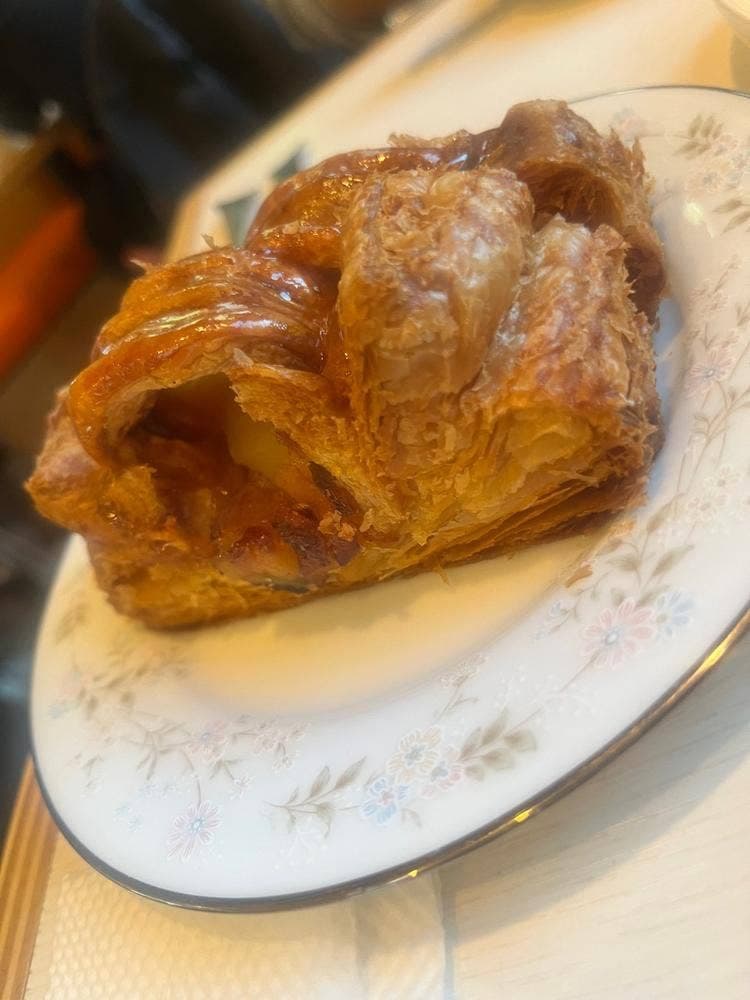 ブレドール 葉山本店