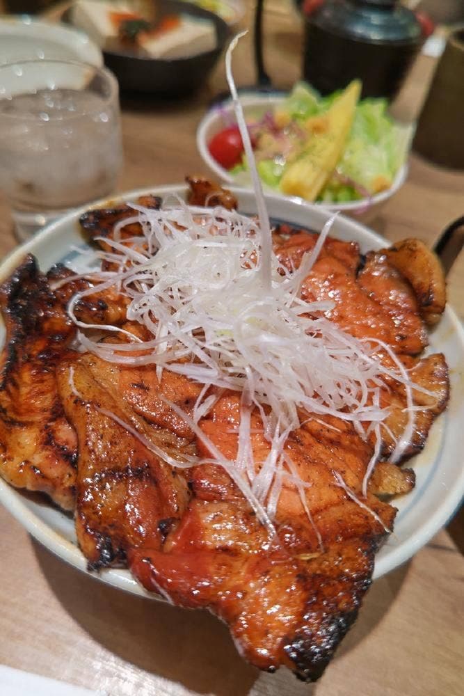 十勝豚丼いっぴん ニッセイビル店	