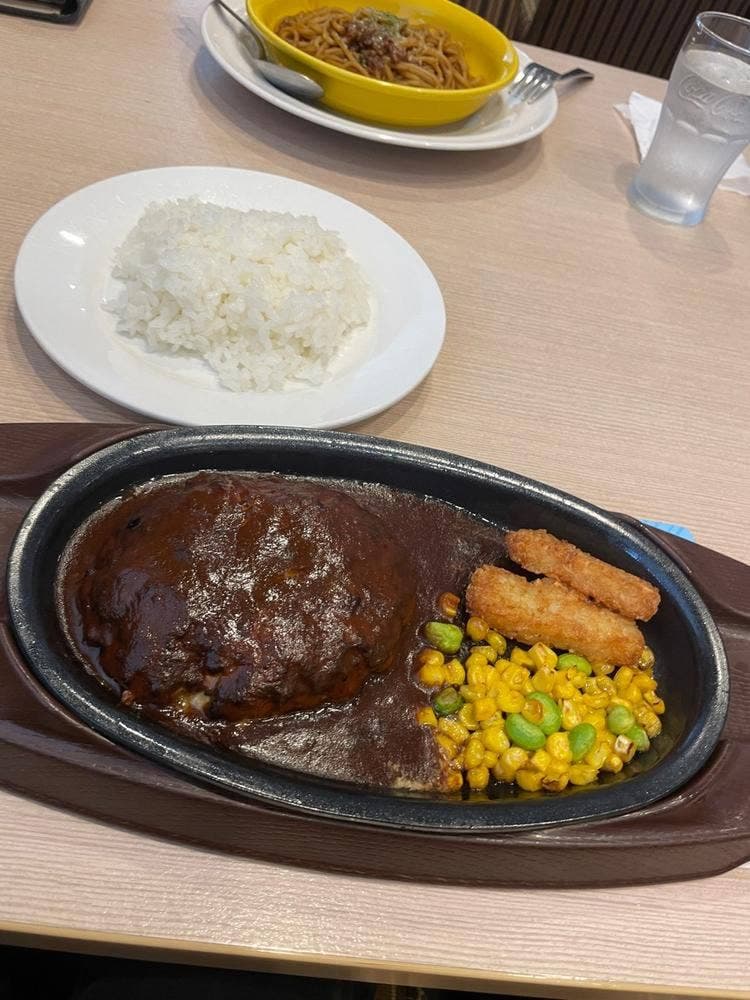 ガスト 新所沢店