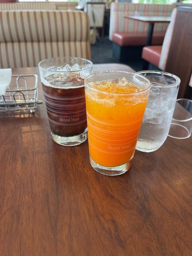 ロイヤルホスト 戸坂店 - サブ画像2