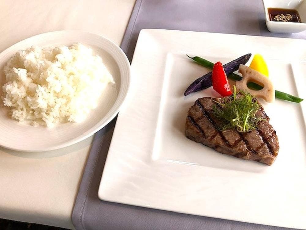 湘南国際村すてーき・ステーキ武