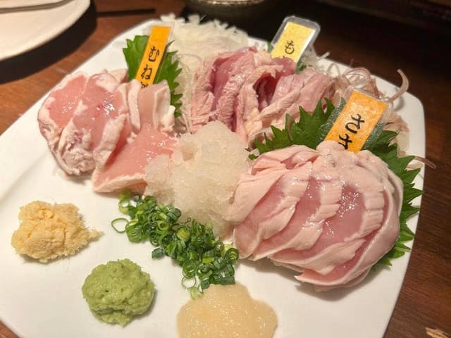 とさか 新宿本店 - サブ画像1