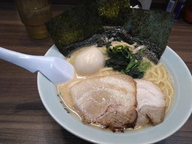 横浜家系ラーメン 魂心家 海老名店 - サブ画像1