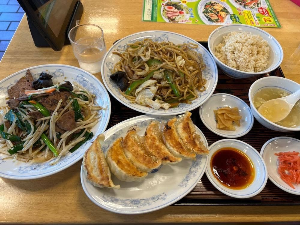 ぎょうざの満洲 千川駅前店