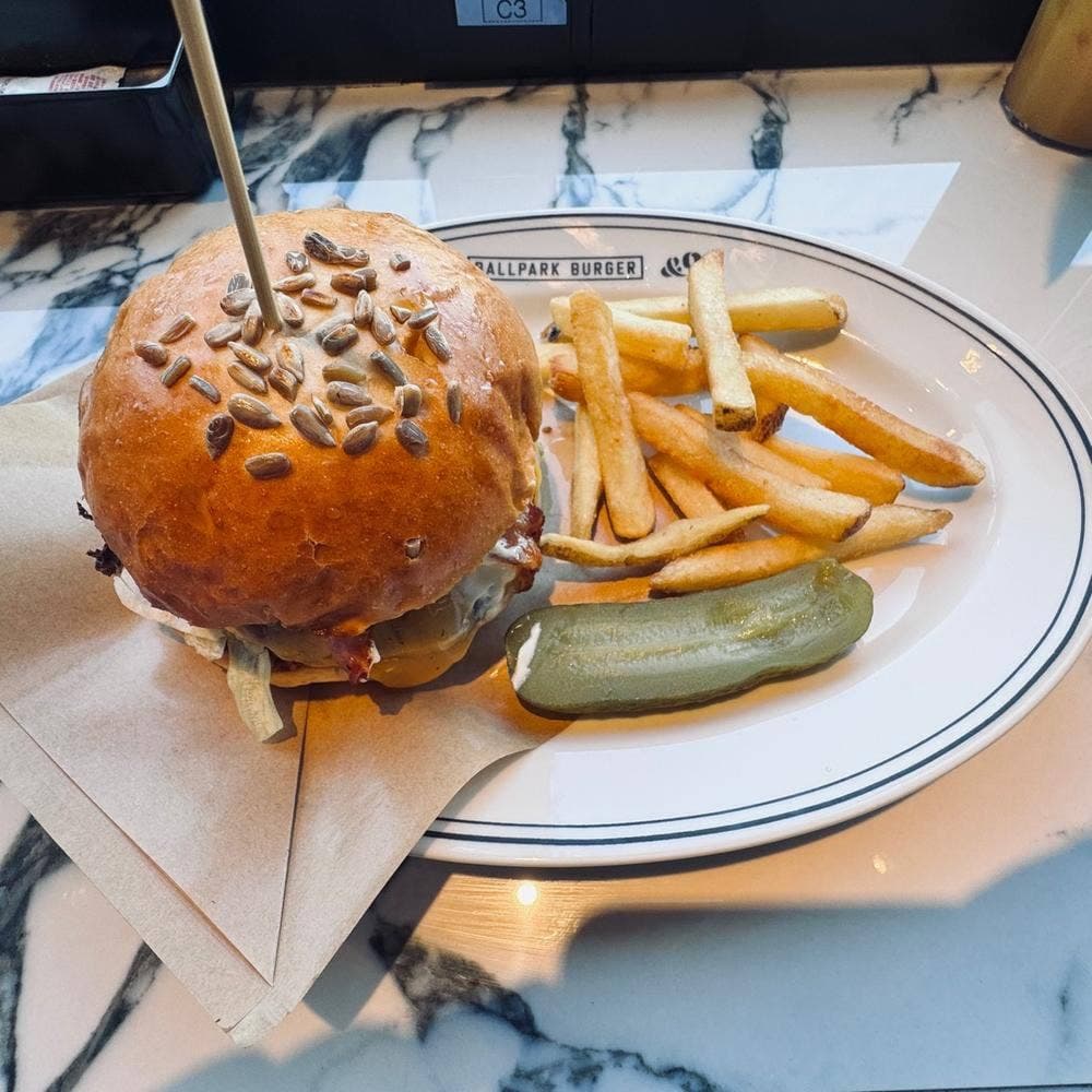 BALLPARK BURGER &9