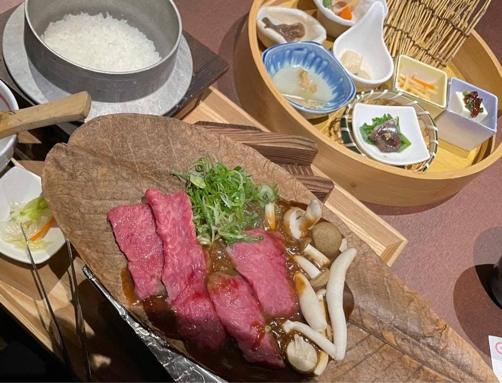 清流ホルモン 信長 本店