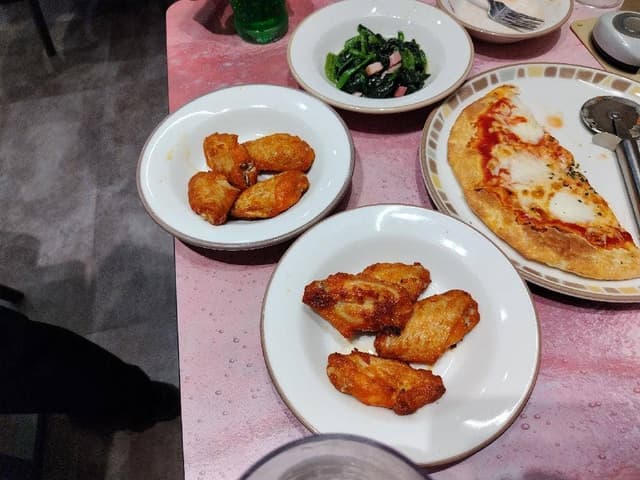 サイゼリヤ セブンパーク天美店 - サブ画像1