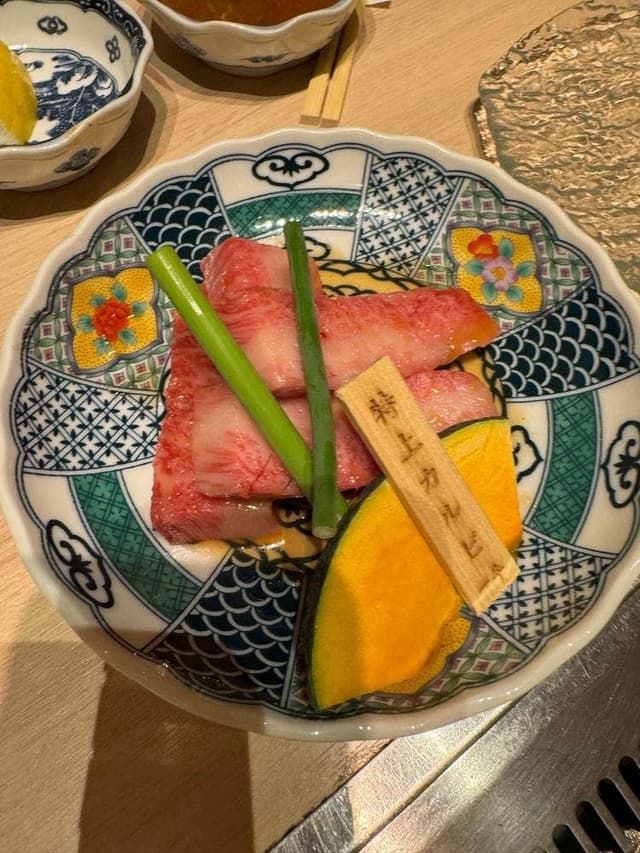板前焼肉 一牛 北新地店 - サブ画像1