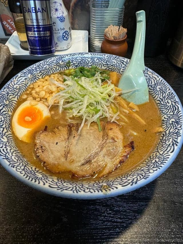 麺屋 青山 本店 - サブ画像1