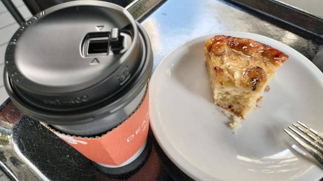 DEAN & DELUCA カフェ 慈恵大学病院店 - サブ画像1