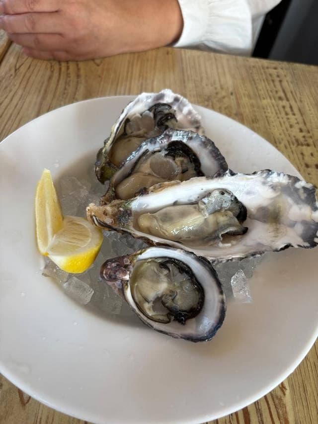 Oyster＆Smoked BAR SANGO - サブ画像2