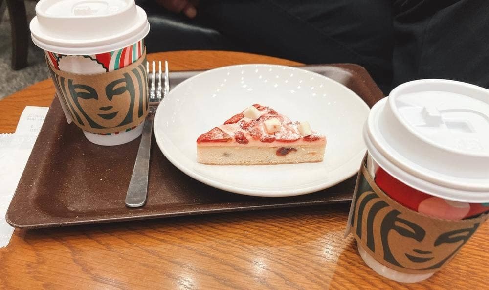 スターバックス コーヒー KDDI大手町ビル店