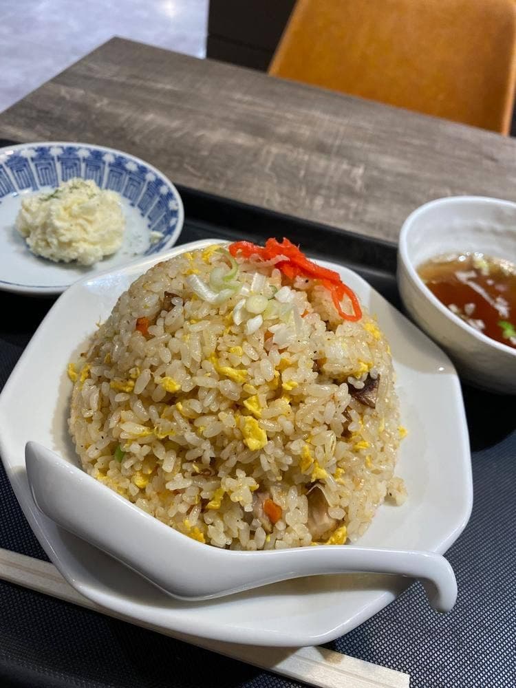 焼めし くにを とやまマリエ店